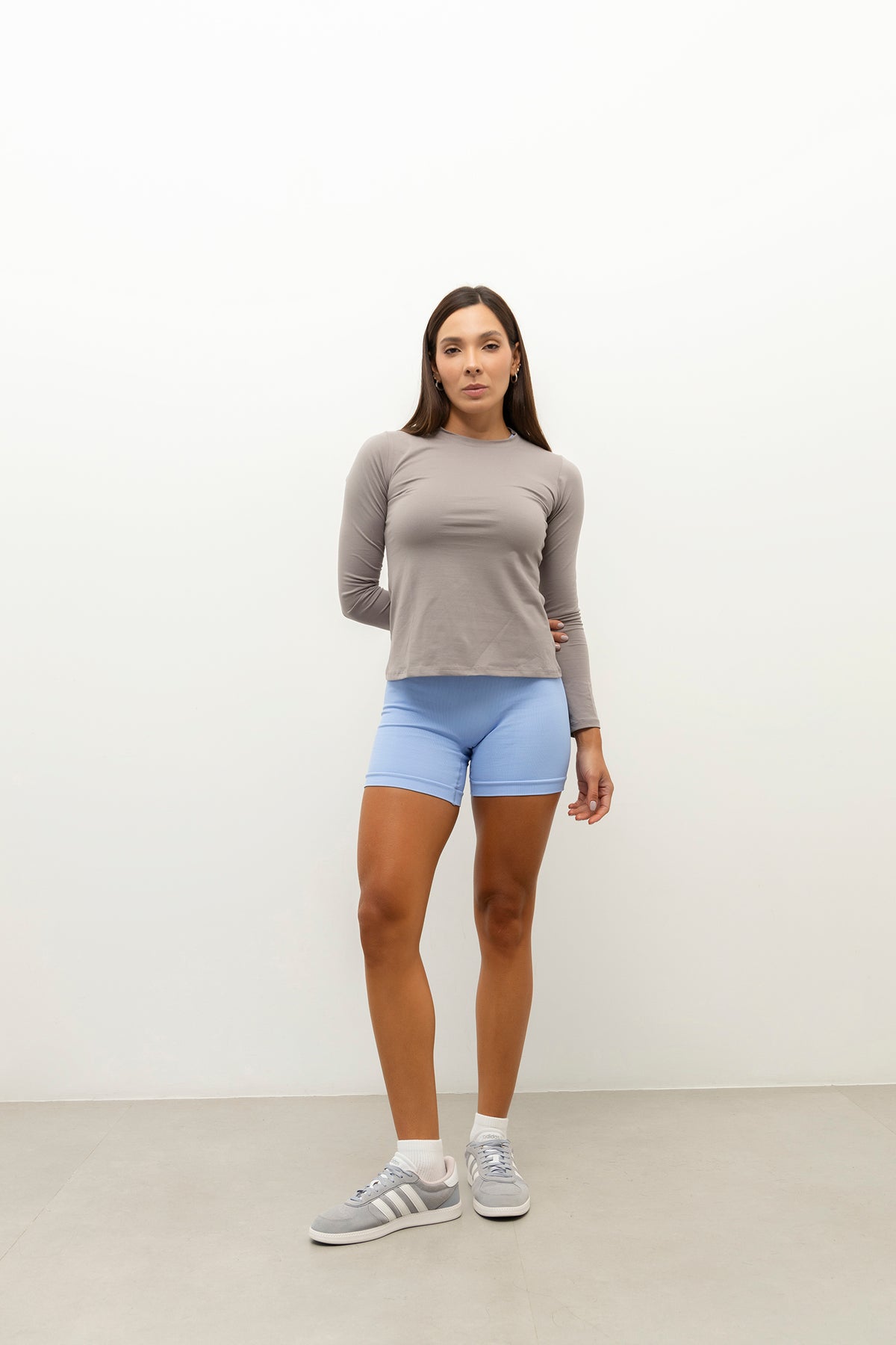COMFY SWEATSHIRT